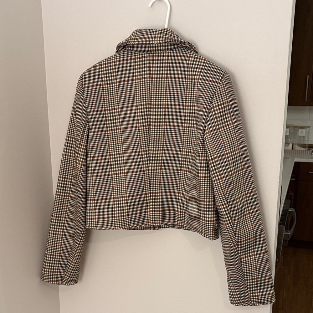 Avec Les Filles Houndstooth Blazer with Gold Buttons - Picture 5 of 5